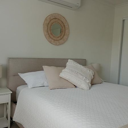 Maroochydore Waters Bnb Bed and Breakfast Esterno foto